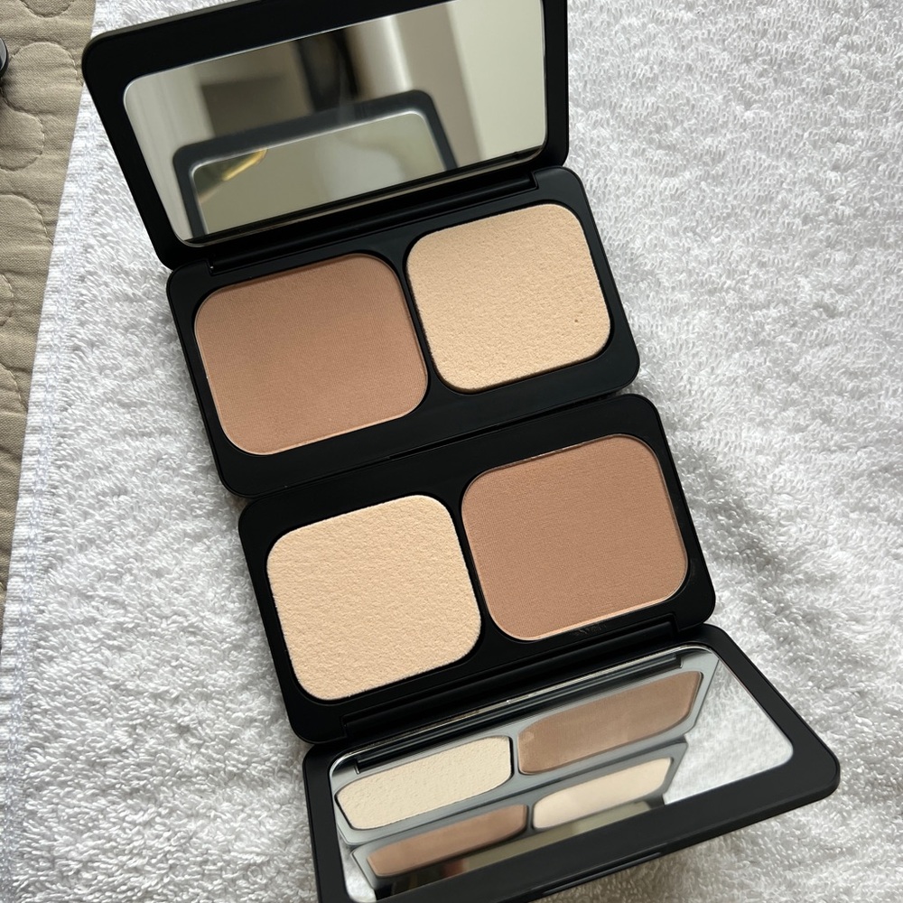 youngblood pressed mineral foundation / rose beige / discontinued